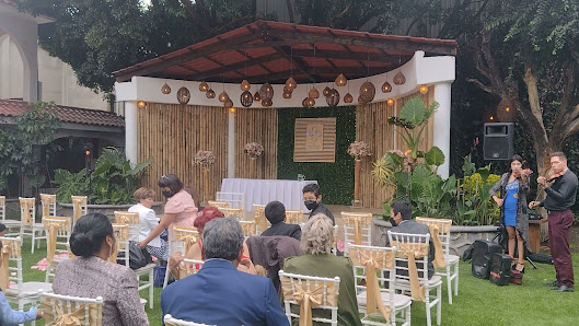 Salón Jardin La Cruz